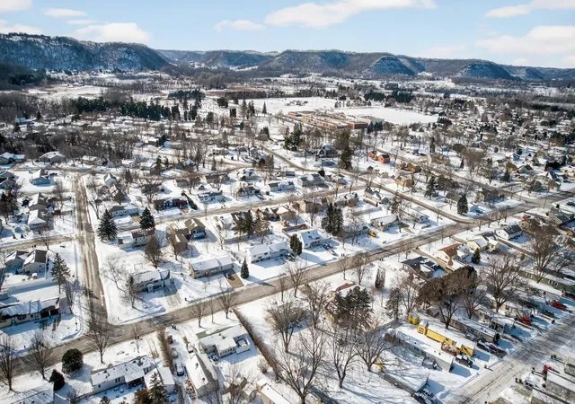 Photo 4 of Land for sale at 729 S 10th Street, Lake City, MN 55041 | MLS# 7014096 | Listing updated on 2026-07-29