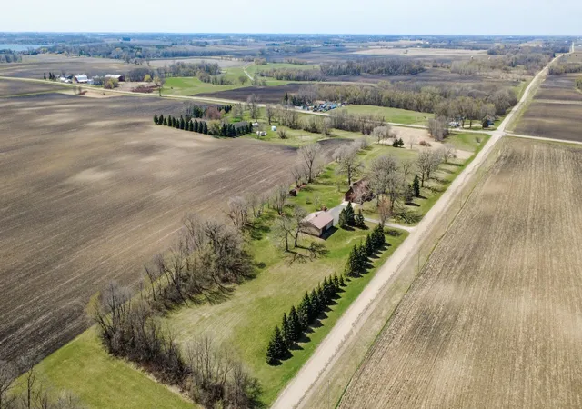 Photo 4 of Single family home for sale at 11297 220th Street, Silver Lake, MN 55381 | MLS# 7014153 | Listing updated on 2026-09-22