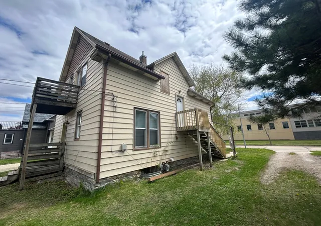 Listing Photo 4 - Condo for sale in building located at 1009 E Ctr St, Rochester, MN 55904