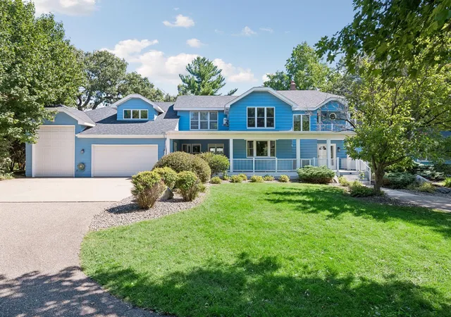 Photo 2 of Single family home for sale at 2600 W 102nd Street, Minneapolis, MN 55431 | MLS# 7014577 | Listing updated on 2026-10-10