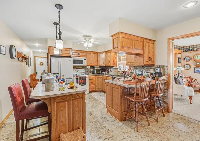5th image of 417 S Fairview Dr, Luverne, MN 56156 | MLS# 7014745