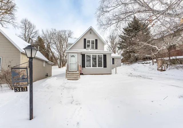 Homes for sale in Pelican Rapids, MN | 313 3rd St Se, Pelican Rapids, MN 56572 | MLS# 7014911