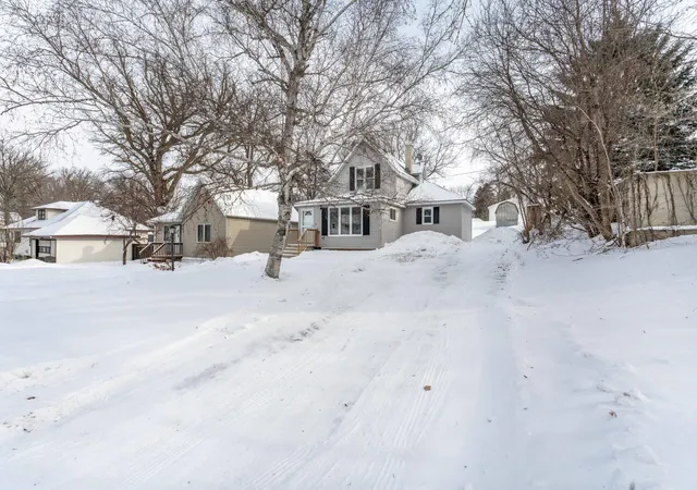 Homes for sale in Pelican Rapids, MN | 313 3rd St Se, Pelican Rapids, MN 56572 | MLS# 7014911