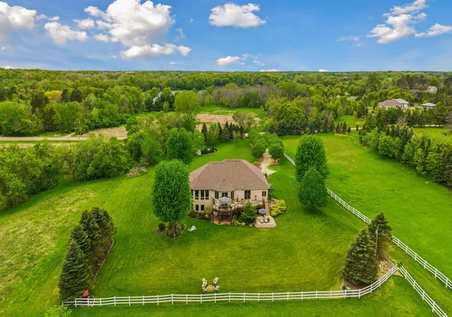 Photo 3 of Single family home for sale at 16845 Norell Ave N, Marine On Saint Croix, MN 55047 | MLS# 7015143 | Listing updated on 2026-10-10