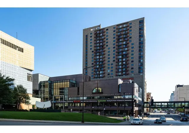 Homes for sale in Saint Paul, MN | 66 9Th St E #2512, Saint Paul, MN 55101 | MLS# 7015350