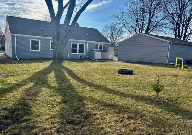 Homes for sale in Pipestone, MN | 604 7th Ave Sw, Pipestone, MN 56164 | MLS# 7015586