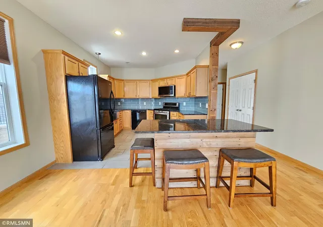Homes for sale in Maplewood, MN | 2065 Woodlynn Ave, Maplewood, MN 55109 | MLS# 7016513