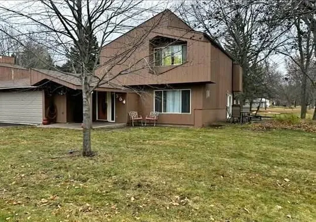 Homes for sale in Montevideo, MN | 304 Cedar Ln, Montevideo, MN 56265 | MLS# 7016536