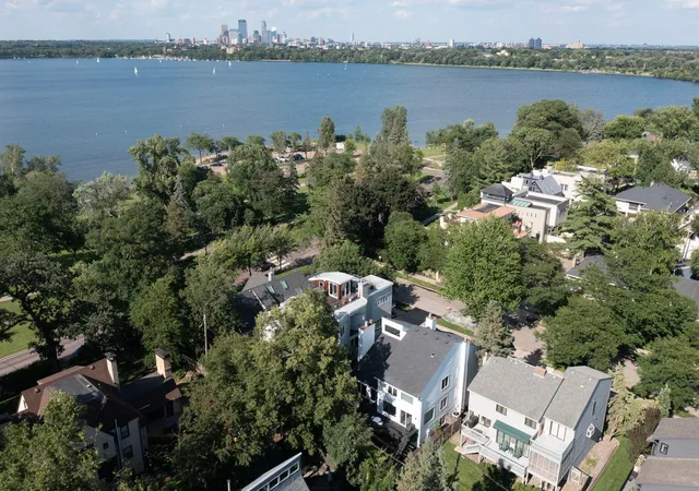 2nd image of 3710 Vincent Ave S, Minneapolis, MN 55410 | MLS# 7016649