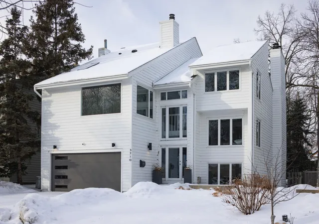 41st image of 3710 Vincent Ave S, Minneapolis, MN 55410 | MLS# 7016649