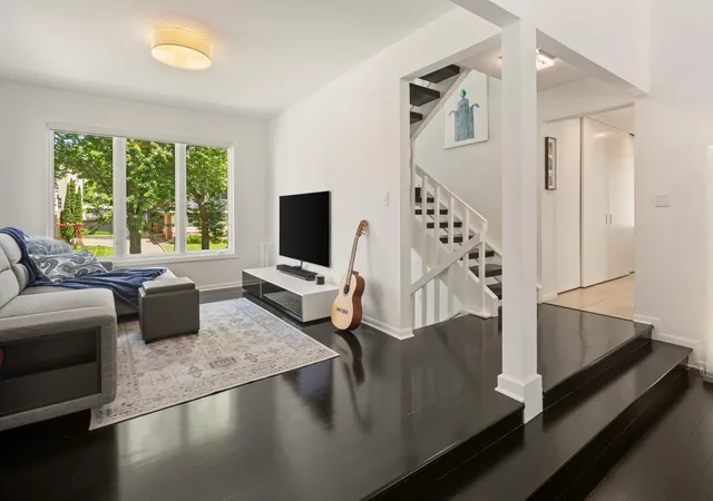 4th image of 3710 Vincent Ave S, Minneapolis, MN 55410 | MLS# 7016649