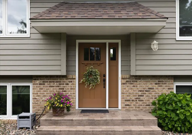 3rd image of 16585 Pebblebrook Ct, Prior Lake, MN 55372 | MLS# 7016777