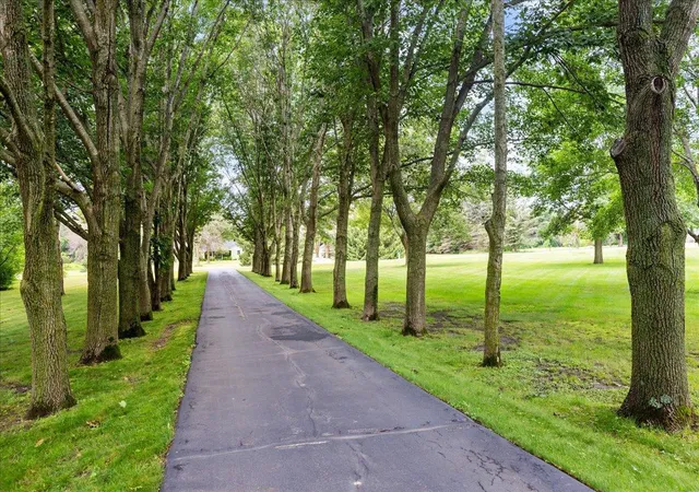 4th image of 16585 Pebblebrook Ct, Prior Lake, MN 55372 | MLS# 7016777