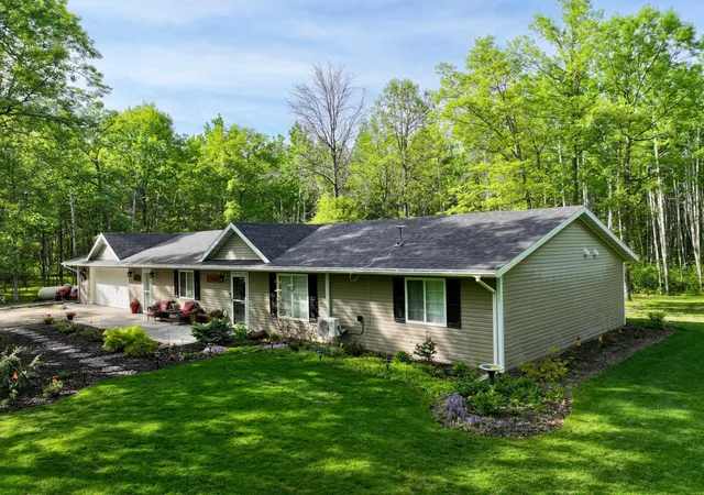Homes for sale in Motley, MN | 33798 Twin Oaks Trl W, Motley, MN 56466 | MLS# 7017553