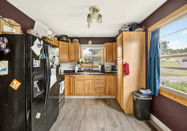 Photo 3 of Single family home for sale at 39 Edison Blvd, Silver Bay, MN 55614 | MLS# 7018394 | Listing updated on 2026-09-22