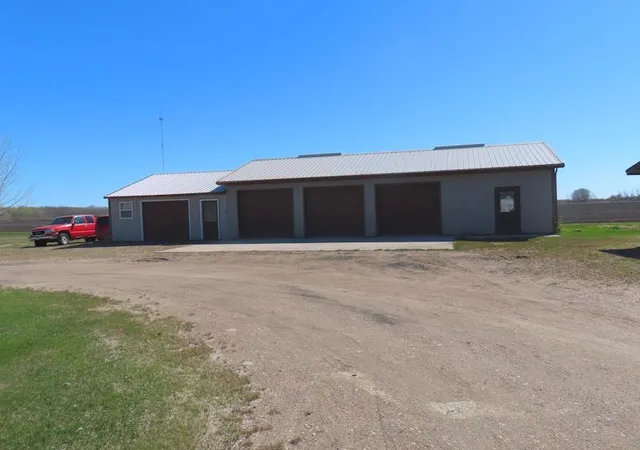 Photo 2 of Sale Pending at 18340 Us Hwy 59 Ne, Thief River Falls, MN 56701 | MLS# 7018566 | Listing updated on 2026-10-01