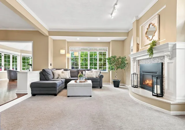 Photo 3 of Single family home for sale at 9486 Olympia Dr, Eden Prairie, MN 55347 | MLS# 7018649 | Listing updated on 2026-10-08