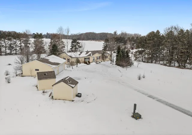 Photo 3 of Sale Pending at 39052 Mica Ave, North Branch, MN 55056 | MLS# 7018665 | Listing updated on 2026-08-12