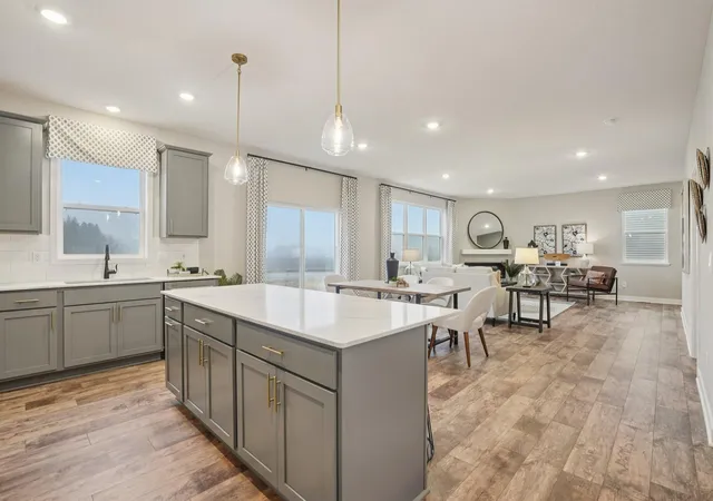 2nd image of 1896 Marsh View Ter, Shakopee, MN 55379 | MLS# 7018780