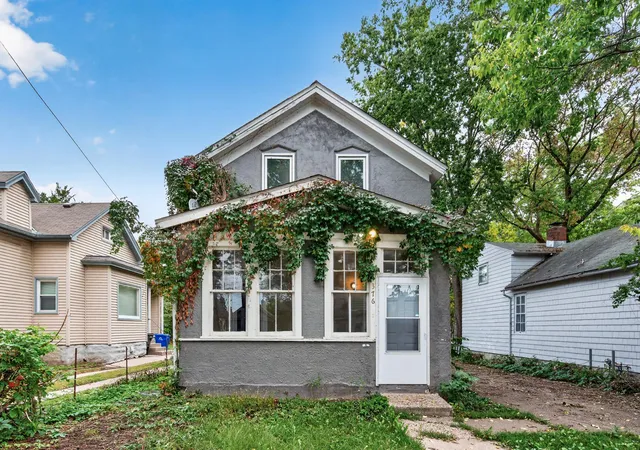 Single family home for sale at 376 Erie St, Saint Paul, MN 55102 | MLS# 7018986