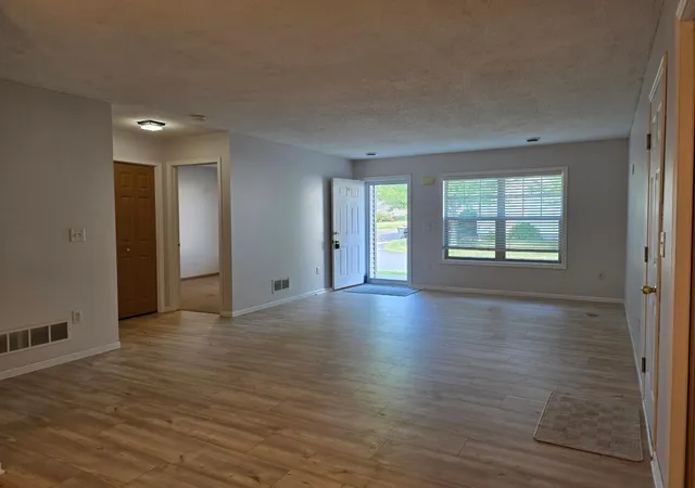 2nd image of 300 Cedar St #15, Baldwin, WI 54002 | MLS# 7019375