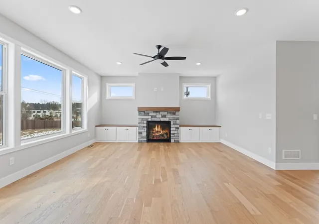 4th image of 631 Parkside Court, Saint Paul, MN 55123 | MLS# 7019611