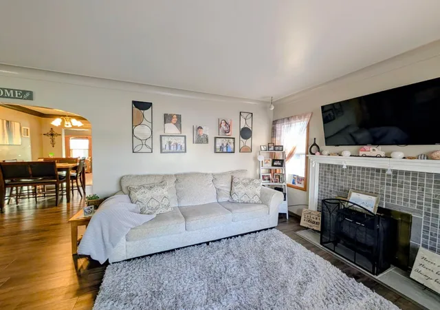 Photo 4 of Single family home for sale at 816 N 3rd Street, Montevideo, MN 56265 | MLS# 7019835 | Listing updated on 2026-09-12
