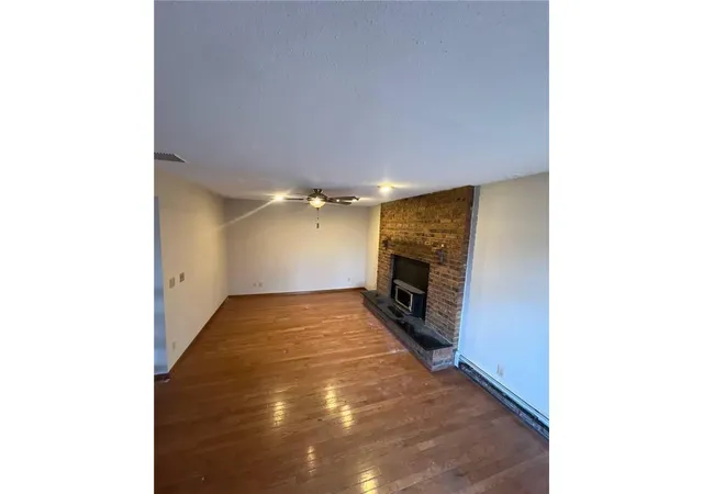 Photo 3 of Single family home for sale at 939 Lois Ln, Circle Pines, MN 55014 | MLS# 7020252 | Listing updated on 2026-08-28