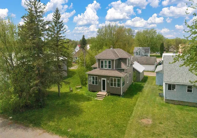 3rd image of 465 4Th Ave S, Isle, MN 56342 | MLS# 7020268