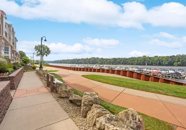 Homes for sale in Prescott, WI | 150 Front St, Prescott, WI 54021