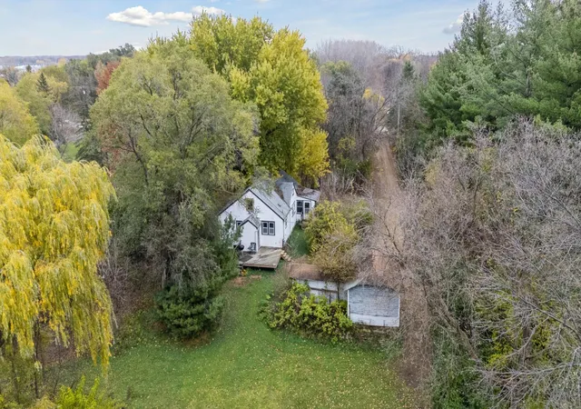 Homes for sale in Orono, MN | 285 N Old Crystal Bay Rd, Orono, MN 55356 | MLS# 7020406