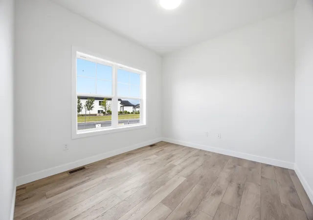 Photo 2 of Single family home for sale at 8916 Meadowlark Pkwy, Horace, ND 58047 | MLS# 7020409 | Listing updated on 2026-09-01