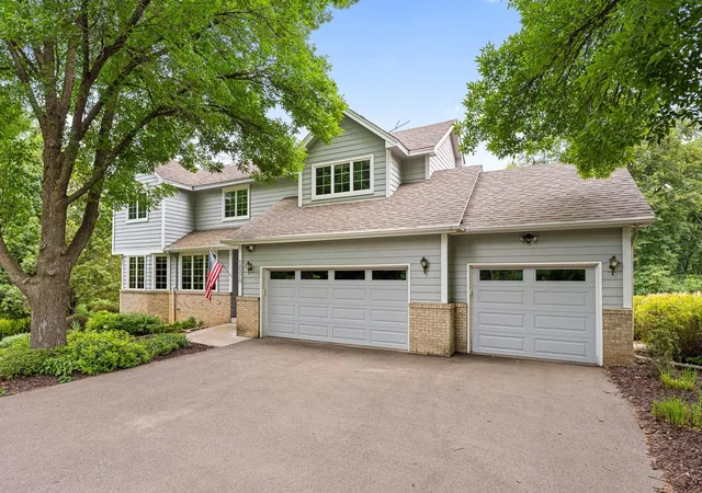 Photo 2 of Single family home for sale at 12370 Ravine Cir N, Stillwater, MN 55082 | MLS# 7020634 | Listing updated on 2026-09-19
