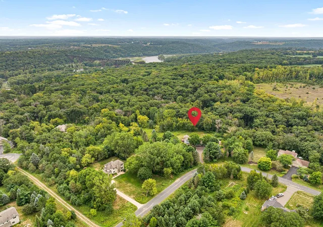 Photo 4 of Single family home for sale at 12370 Ravine Cir N, Stillwater, MN 55082 | MLS# 7020634 | Listing updated on 2026-09-19