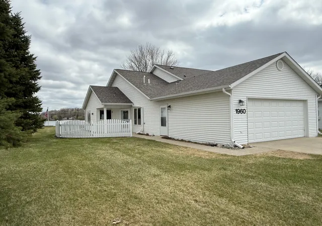 3rd image of 1960 Long Bridge Rd, Detroit Lakes, MN 56501 | MLS# 7022187