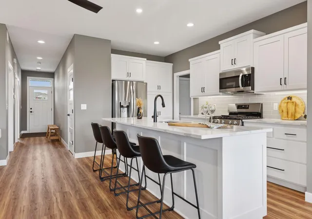 3rd image of 721 Margaret Ln Ne, Isanti, MN 55040 | MLS# 7022462