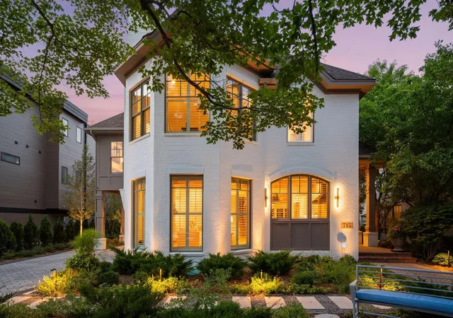 1st image of 715 Rice St E, Wayzata, MN 55391 | MLS# 7022564