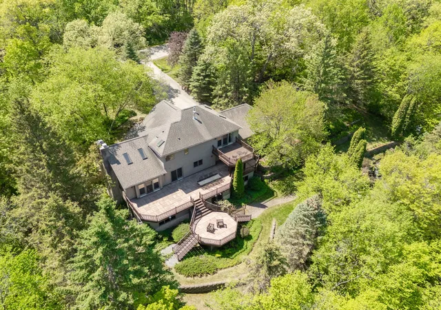 Photo 1 of Sale Pending at 1937 Sagewood Ct Nw, Rochester, MN 55901 | MLS# 7022590 | Listing updated on 2026-08-31