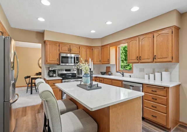 3rd image of 9220 Hillside Trl S, Cottage Grove, MN 55016 | MLS# 7022864