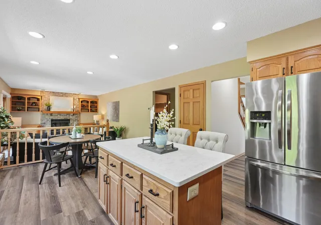 4th image of 9220 Hillside Trl S, Cottage Grove, MN 55016 | MLS# 7022864
