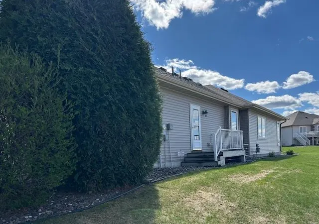 Photo 3 of Single family home for sale at 1775 Patriot Rd, Northfield, MN 55057 | MLS# 7022933 | Listing updated on 2026-09-13