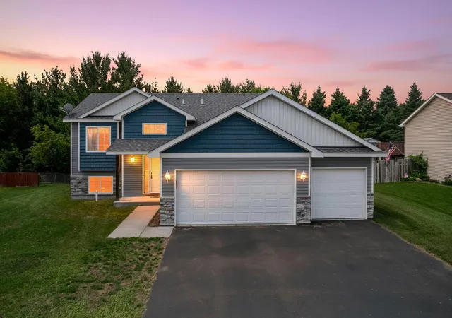 1st image of 25400 12th St W, Zimmerman, MN 55398 | MLS# 7023441