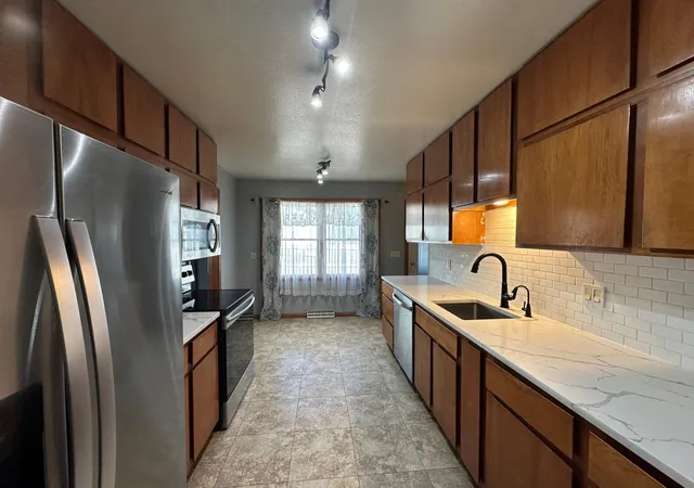 3rd image of 101 E Virginia St, Luverne, MN 56156 | MLS# 7023578