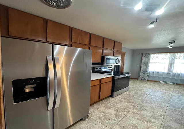 5th image of 101 E Virginia St, Luverne, MN 56156 | MLS# 7023578