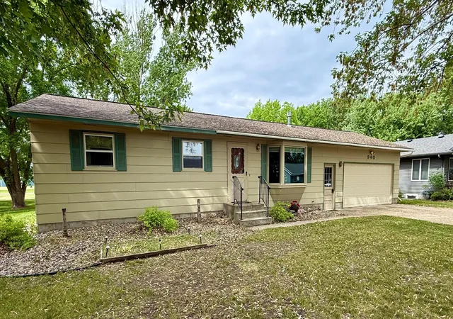 Homes for sale in Sauk Centre, MN | 940 Lilac Dr, Sauk Centre, MN 56378 | MLS# 7023720
