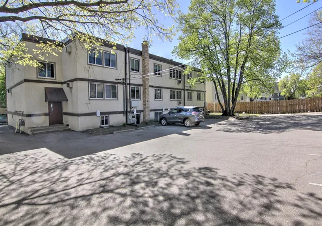 2nd image of 2212 Aldrich Ave S, Minneapolis, MN 55405