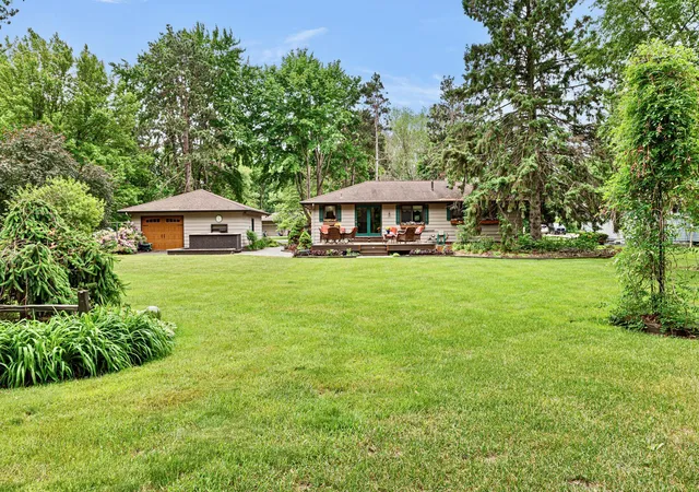2nd image of 5584 266th St, Wyoming, MN 55092 | MLS# 7024085