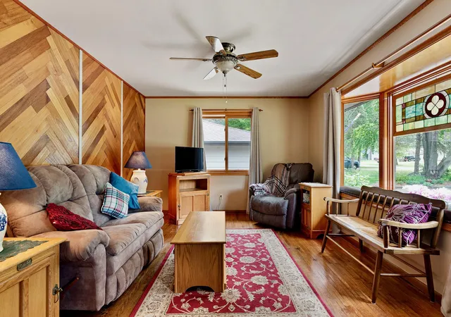 5th image of 5584 266Th St, Wyoming, MN 55092 | MLS# 7024085
