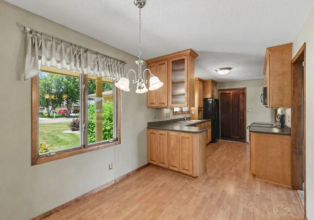 2nd image of 807 7th Ave Se, Pipestone, MN 56164 | MLS# 7024087