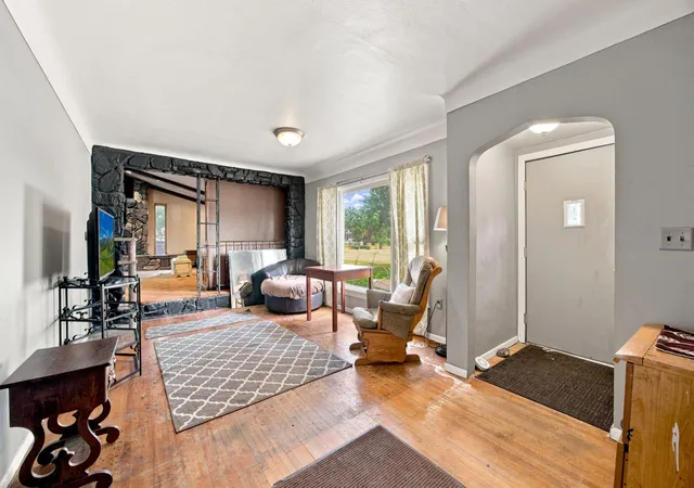 Photo 3 of Sale Pending at 815 Hastings Ave, Saint Paul Park, MN 55071 | MLS# 7024645 | Listing updated on 2026-08-26